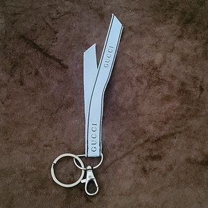 Keychain Gucci perfume ribbon